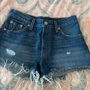 Levi’s shorts